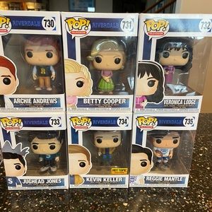 8 Riverdale Funko Pops — 1 complete set plus 2 of another set